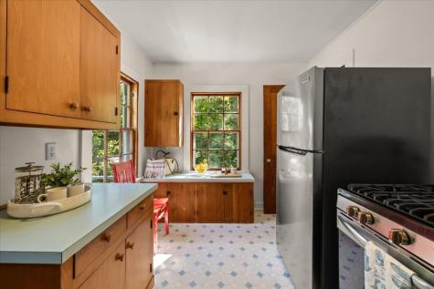 89 F R Lillie Road Woods Hole MA 02543