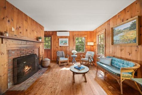 89 F R Lillie Road Woods Hole MA 02543