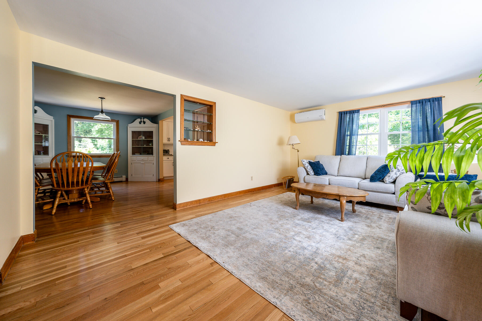 251 Phinneys Lane Centerville MA 02632