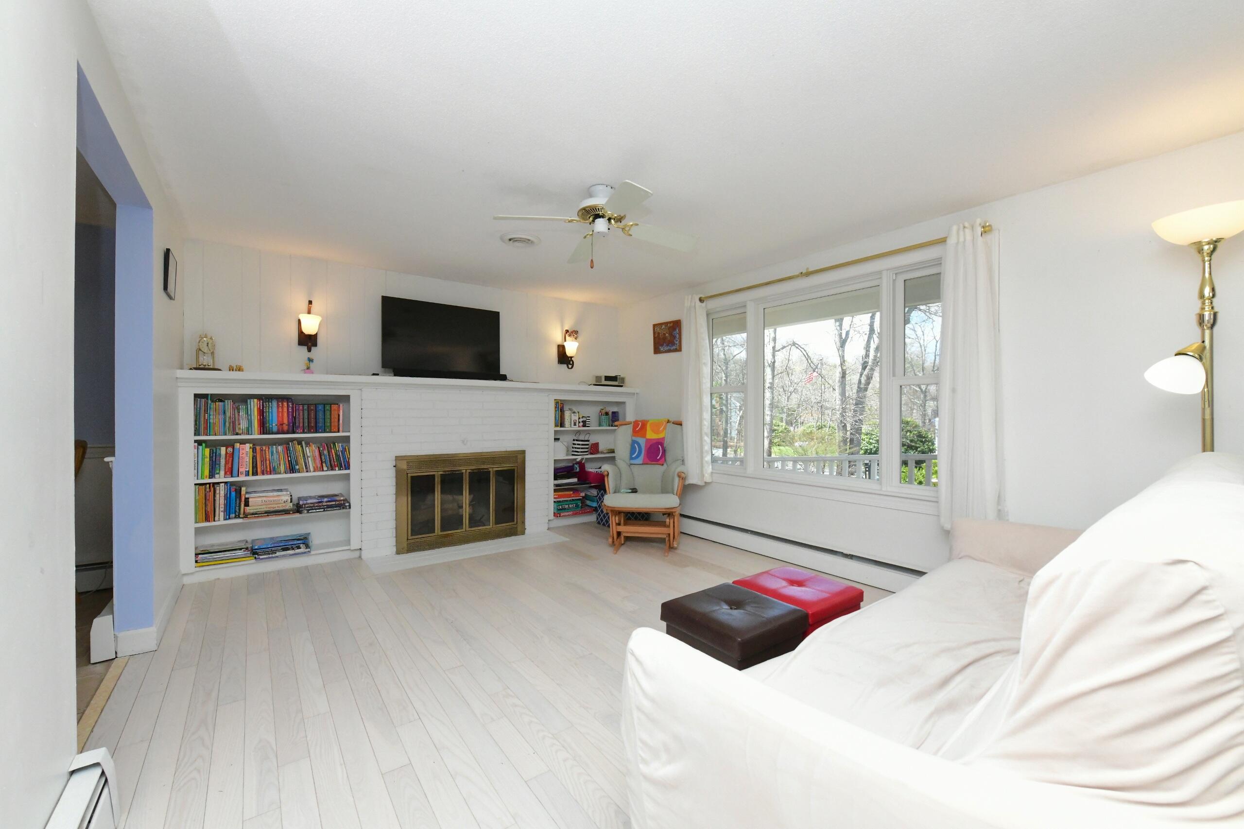 24 Lakewood Road Bourne MA 02562