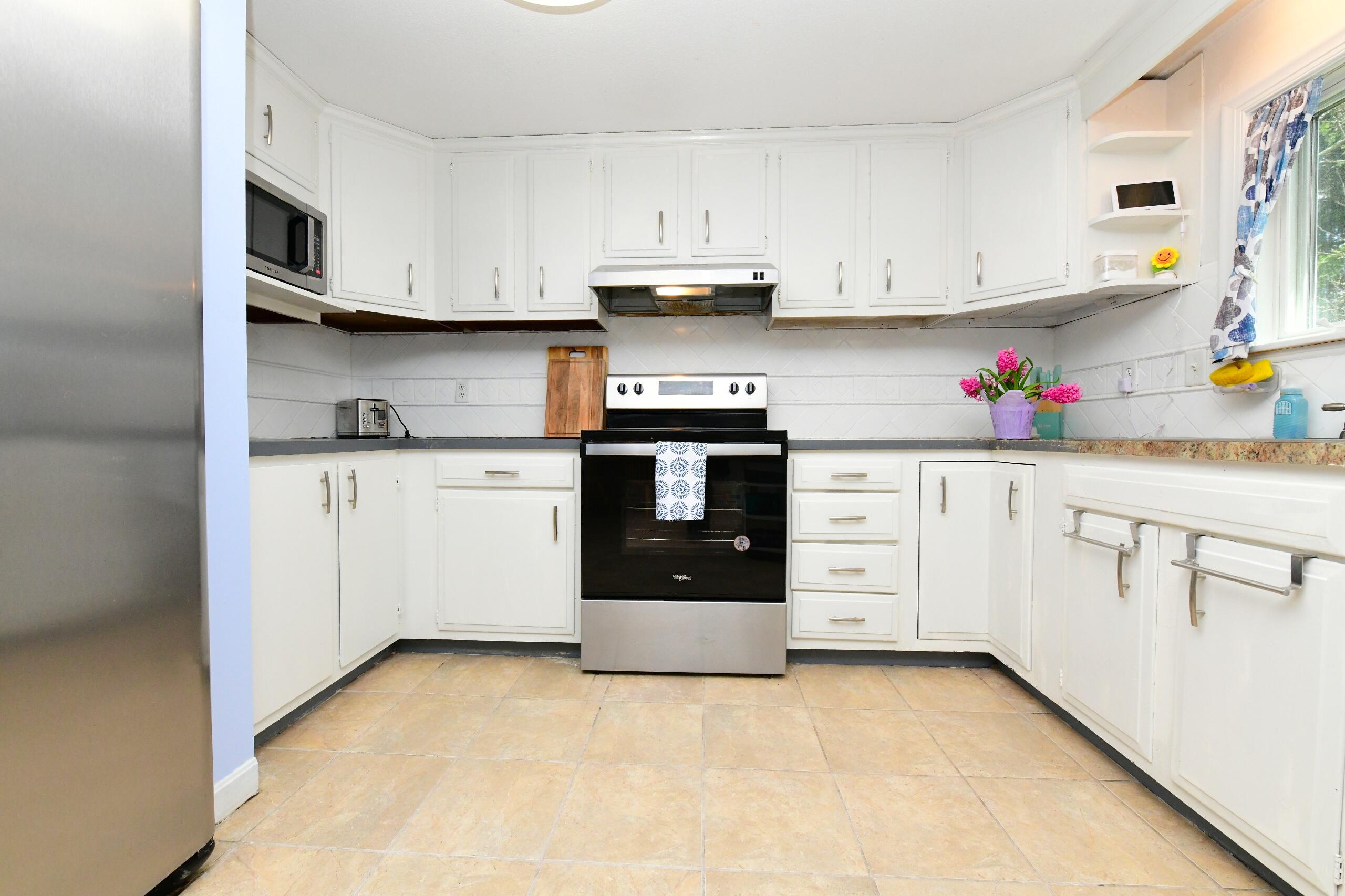 24 Lakewood Road Bourne MA 02562