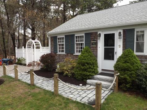 41 Division Street Harwich MA 02671