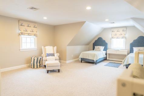 10 Abbey Gate Road Barnstable MA 02635