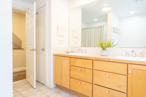 10 Abbey Gate Road Barnstable MA 02635