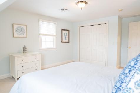 10 Abbey Gate Road Barnstable MA 02635