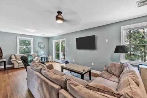 21 Debbie Lane Mashpee MA 02649