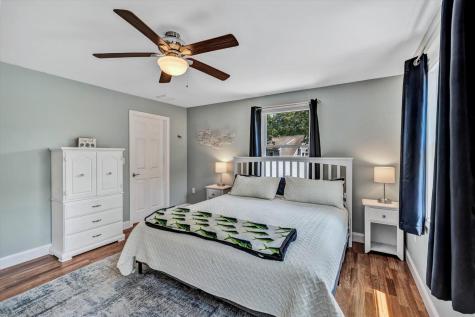 21 Debbie Lane Mashpee MA 02649