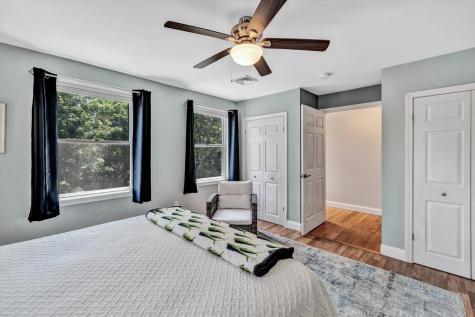 21 Debbie Lane Mashpee MA 02649