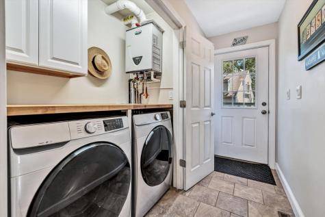 21 Debbie Lane Mashpee MA 02649