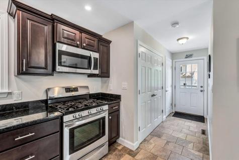 21 Debbie Lane Mashpee MA 02649