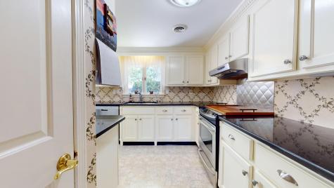 10 Brae Burn Lane Yarmouth MA 02664