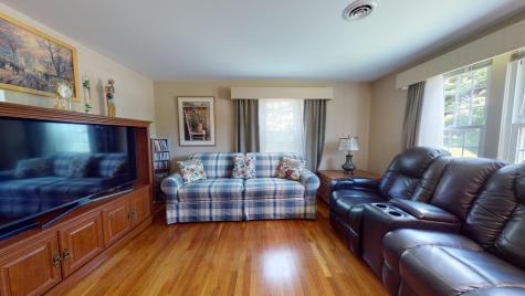 10 Brae Burn Lane Yarmouth MA 02664