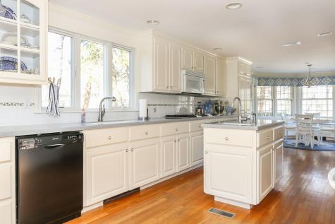 10 Sandy Shore Way Harwich MA 02645