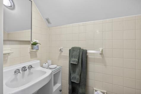 20 Pine Street Sandwich MA 02563
