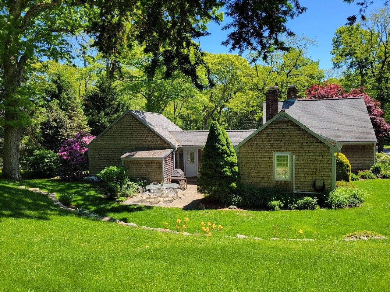 20 Pine Street Sandwich MA 02563