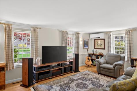 20 Pine Street Sandwich MA 02563