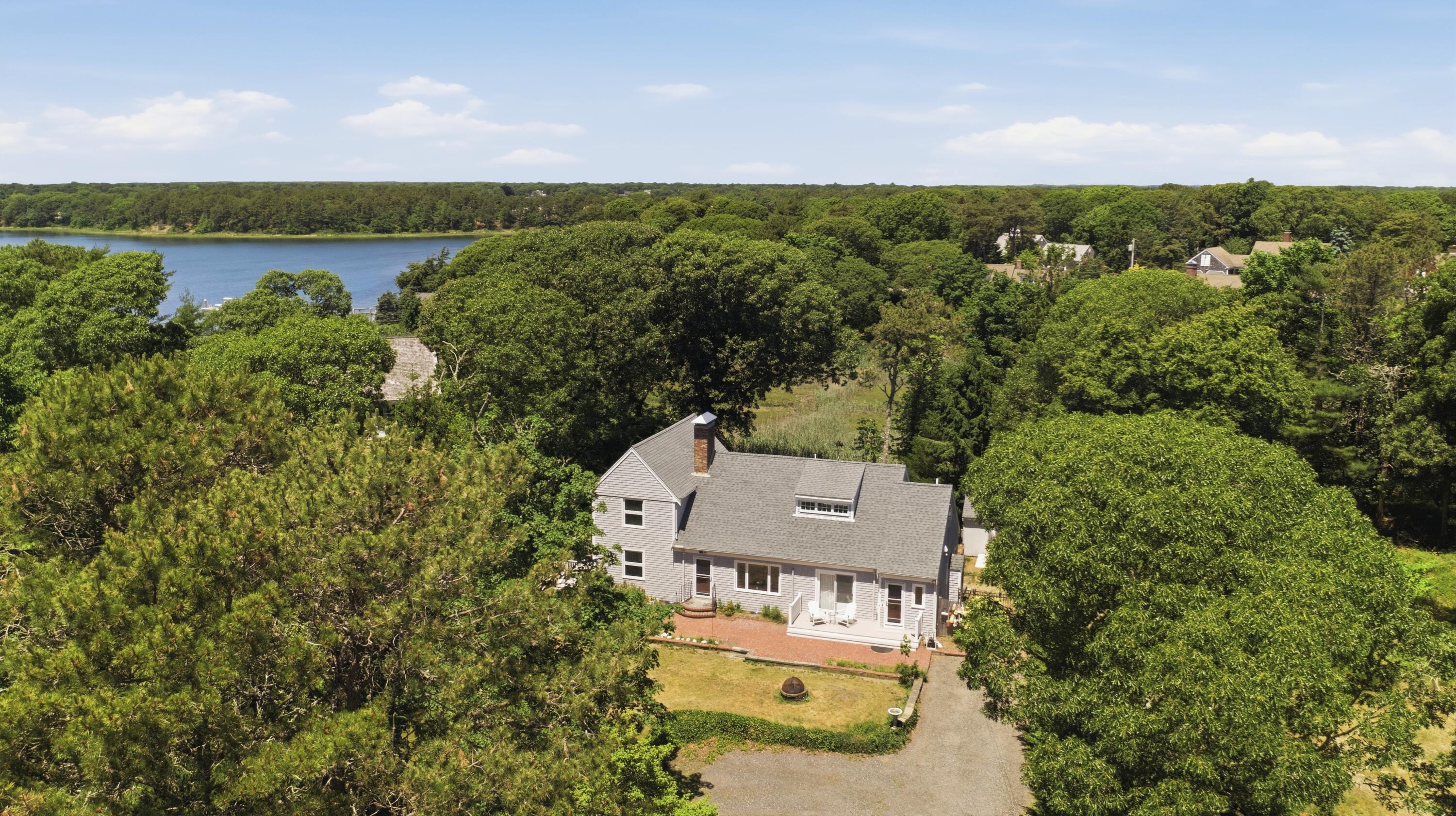 75 Old Main Street West Dennis MA 02670