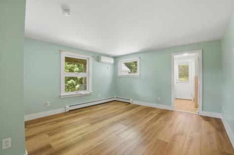 75 Old Main Street MA 02670