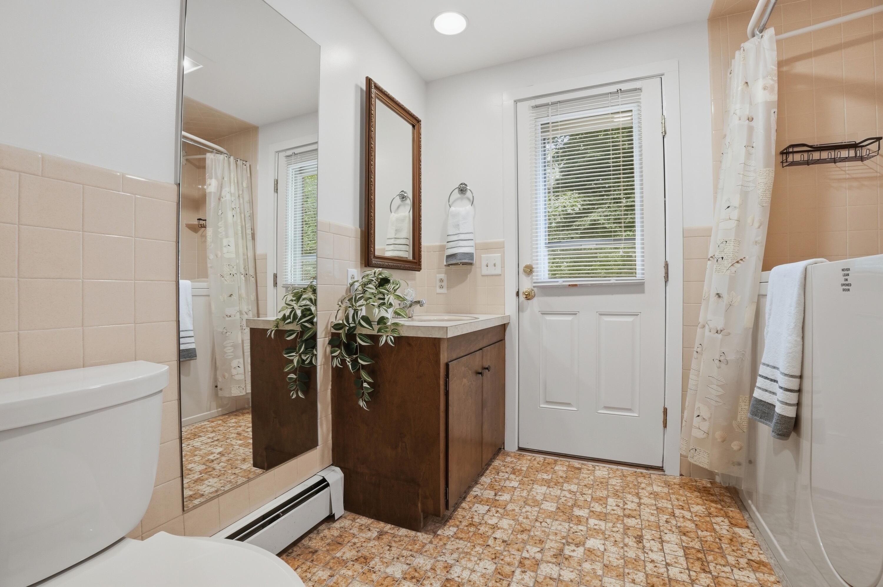 75 Old Main Street West Dennis MA 02670