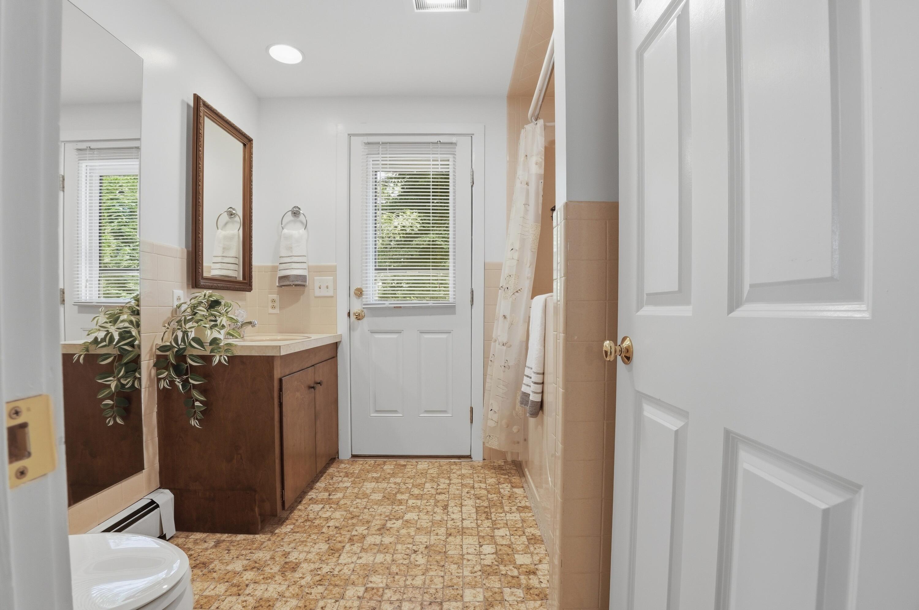 75 Old Main Street West Dennis MA 02670