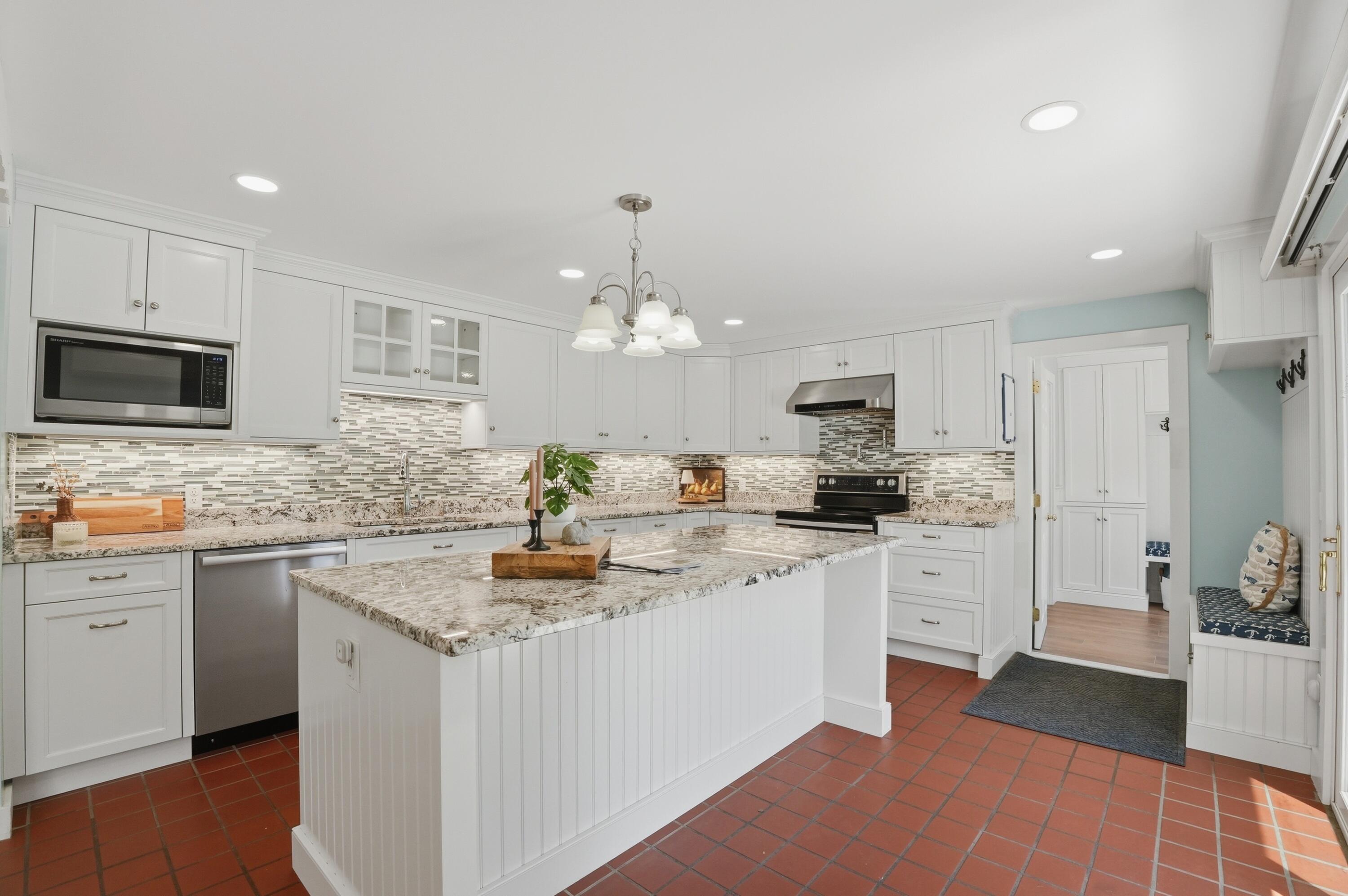 75 Old Main Street West Dennis MA 02670