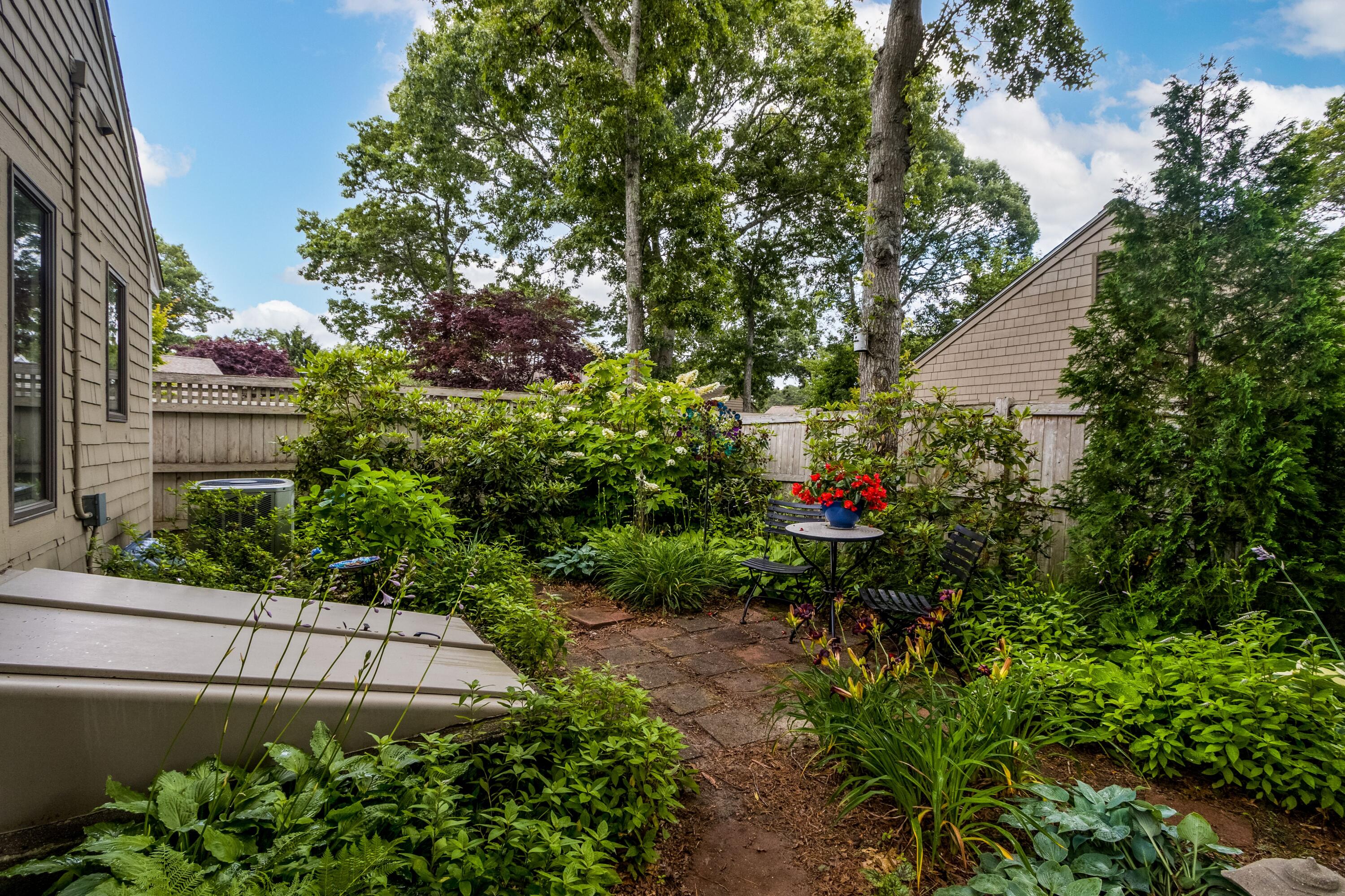 3 Niblick Lane Mashpee MA 02649