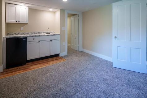 687 Main Street Wareham MA 02571