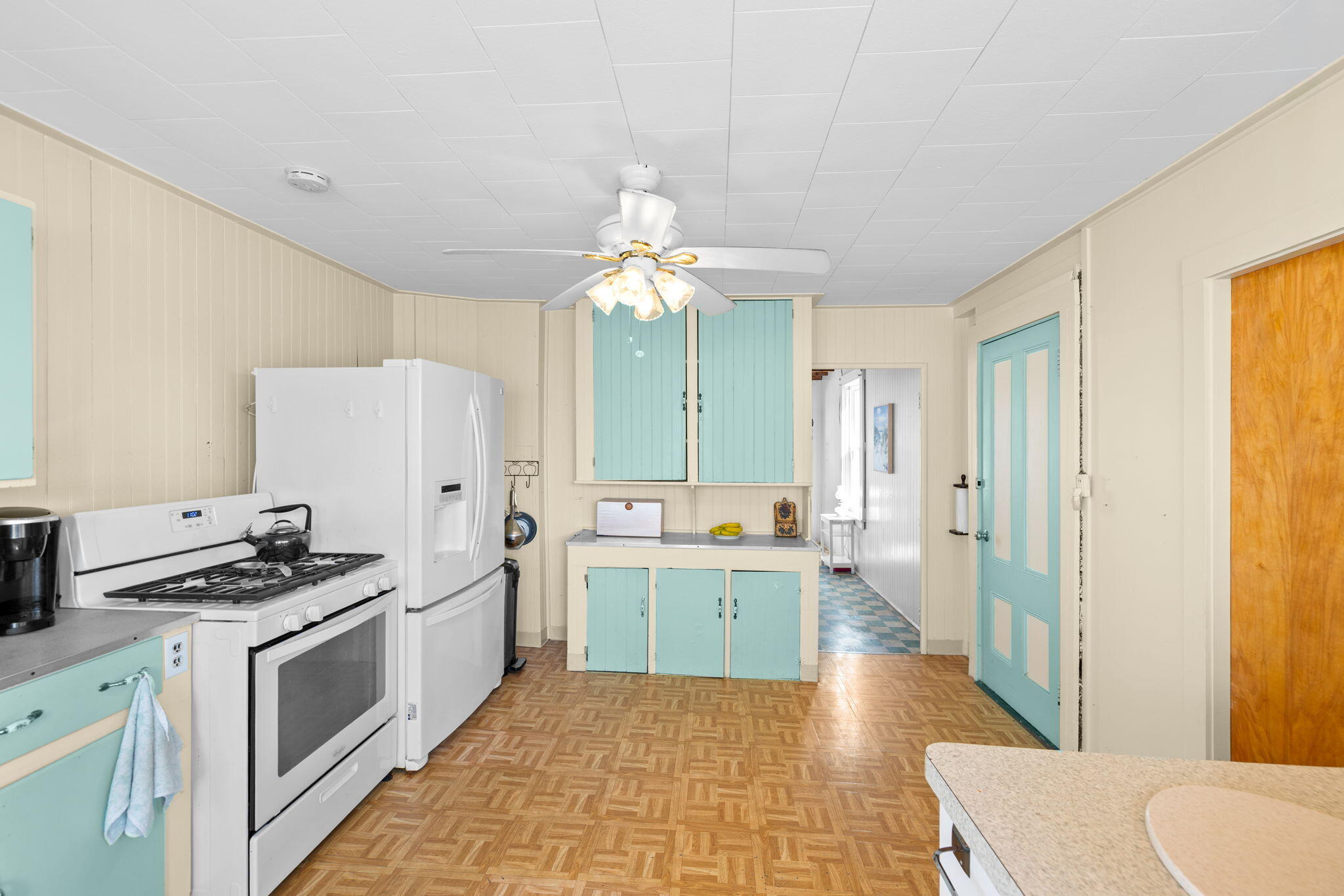 13 West Avenue North Falmouth MA 02556