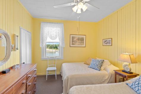 13 West Avenue North Falmouth MA 02556