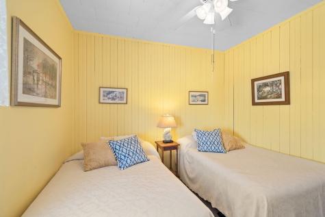13 West Avenue North Falmouth MA 02556