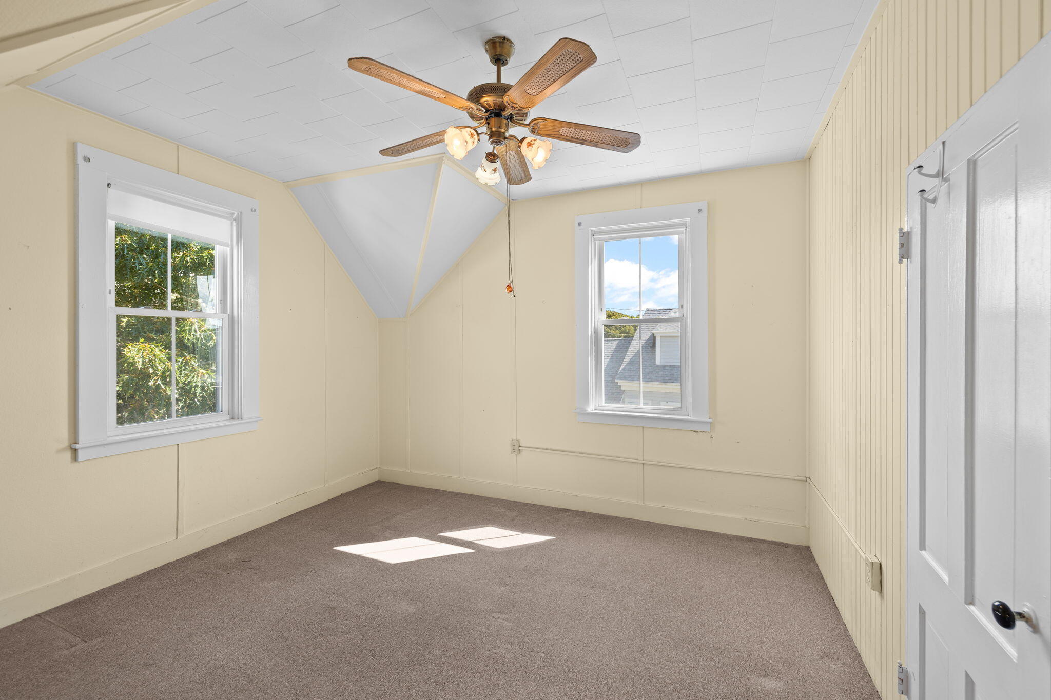 13 West Avenue North Falmouth MA 02556