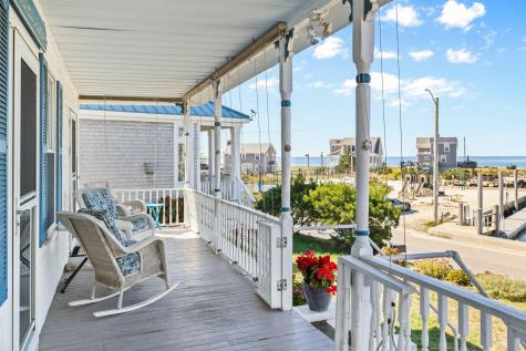 13 West Avenue North Falmouth MA 02556