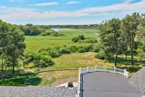 26 Hardings Beach Road Chatham MA 02633