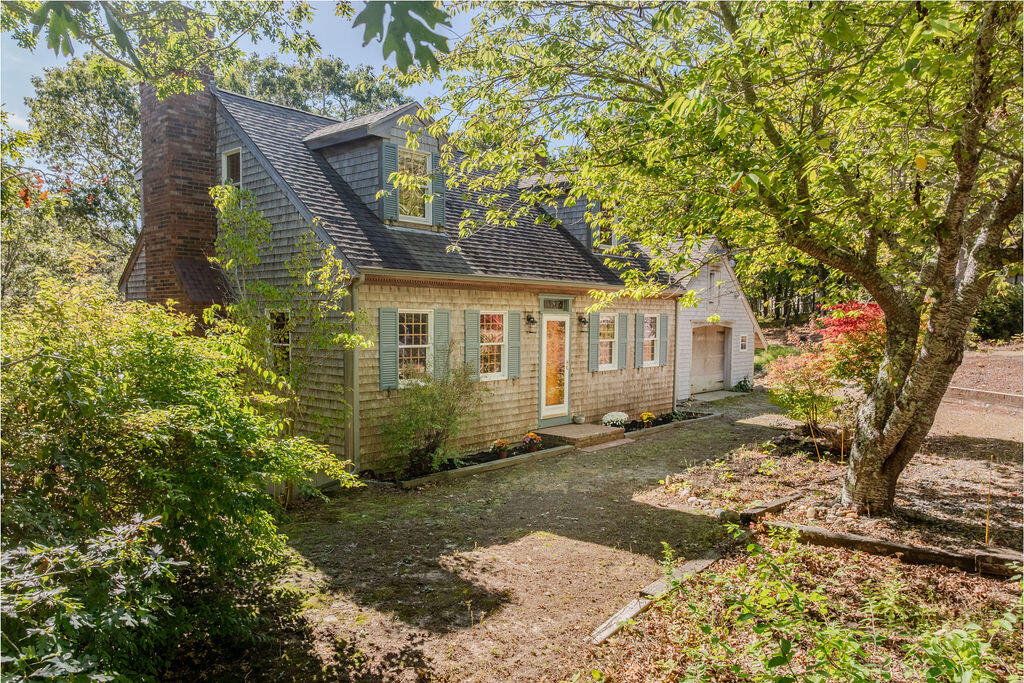 18 Hopkins Way Truro MA 02652