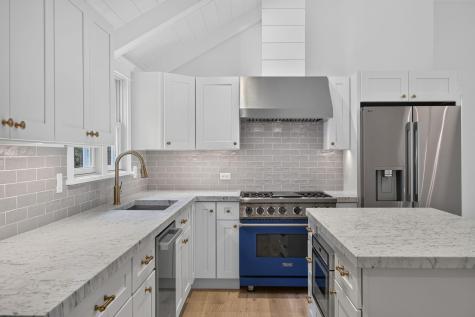 31 Jasons Lane Osterville MA 02655