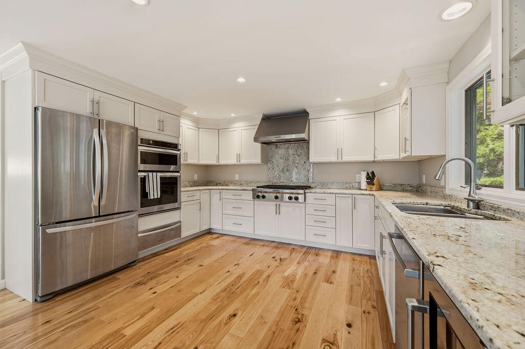 76 Upper Marsh Road Wellfleet MA 02667