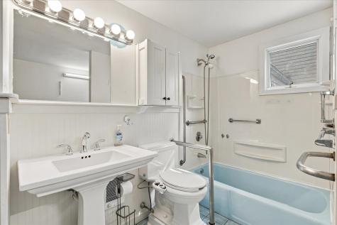 67 Ellsworth Drive Teaticket MA 02536
