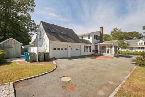 67 Ellsworth Drive Teaticket MA 02536