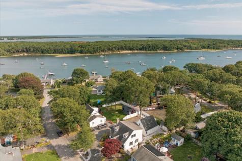 67 Ellsworth Drive Teaticket MA 02536