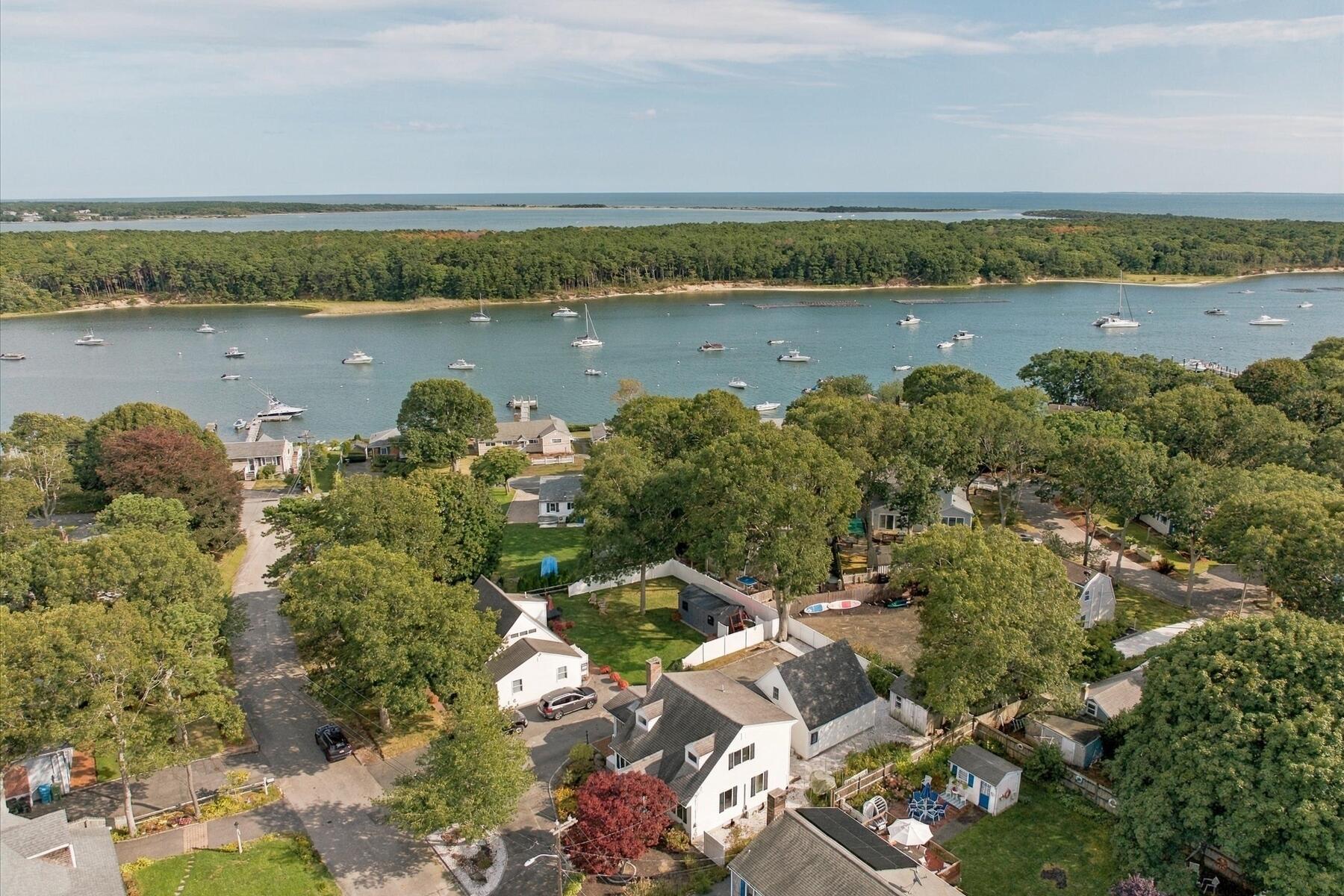 67 Ellsworth Drive Teaticket MA 02536