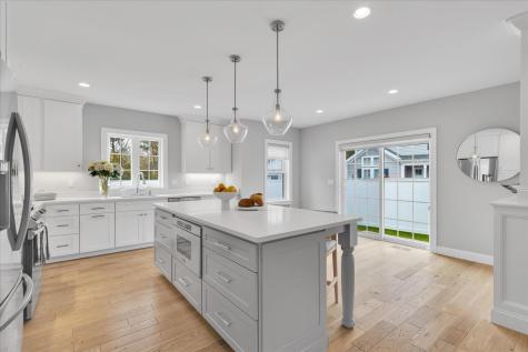 15 Rosewood Circle Mashpee MA 02649