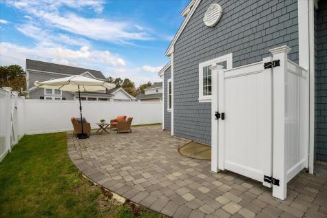 15 Rosewood Circle Mashpee MA 02649