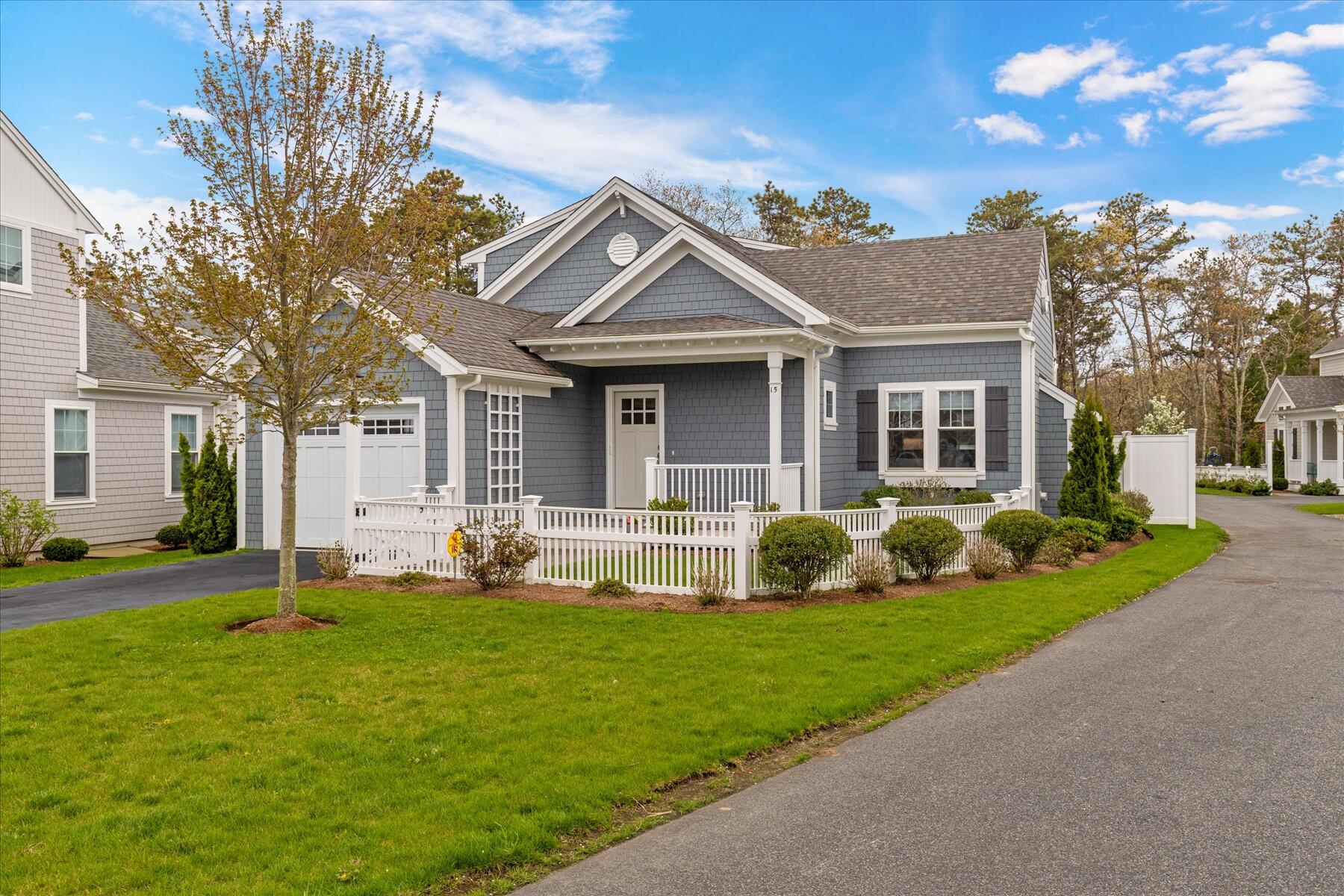 15 Rosewood Circle Mashpee MA 02649