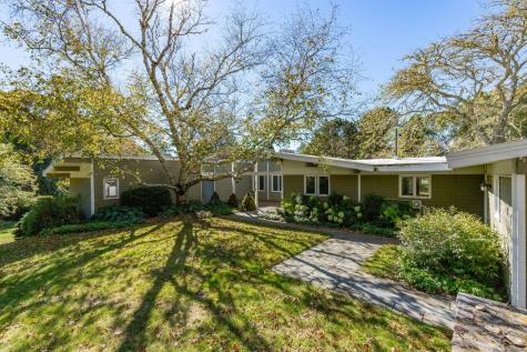 249 Seapuit Road Osterville MA 02655