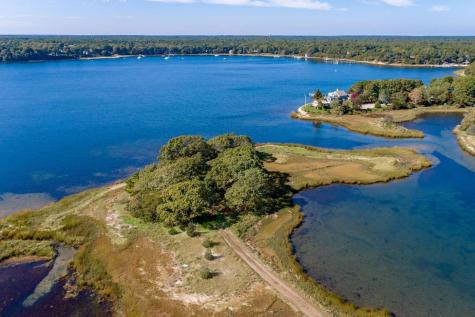 249 Seapuit Road Osterville MA 02655