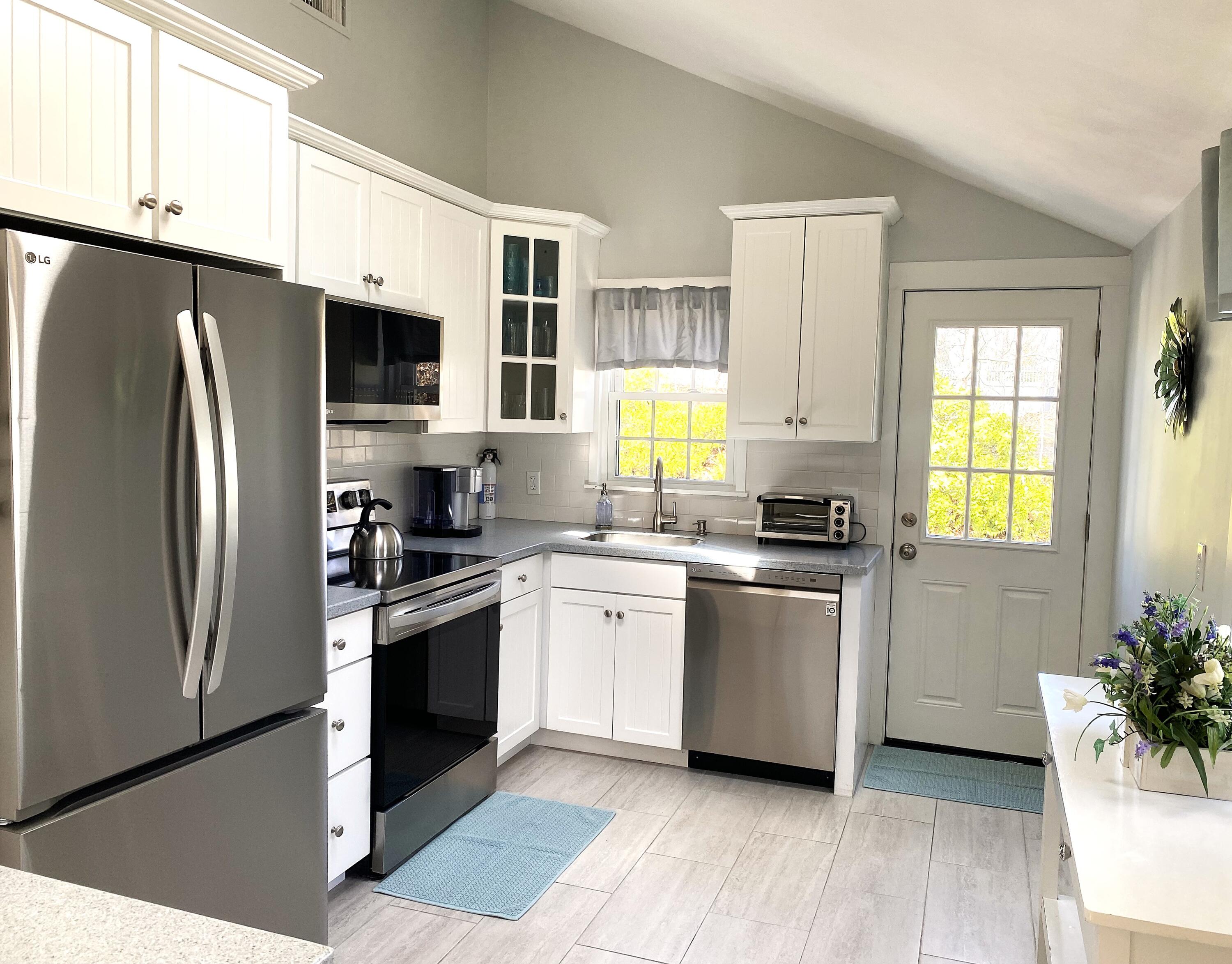 8 Wharf Avenue Mashpee MA 02649