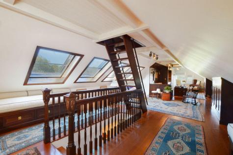 18 Mount Vernon Avenue Barnstable MA 02647