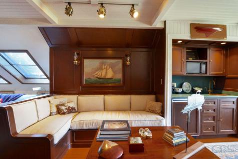 18 Mount Vernon Avenue Barnstable MA 02647