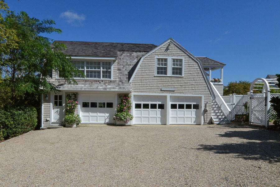 18 Mount Vernon Avenue Barnstable MA 02647