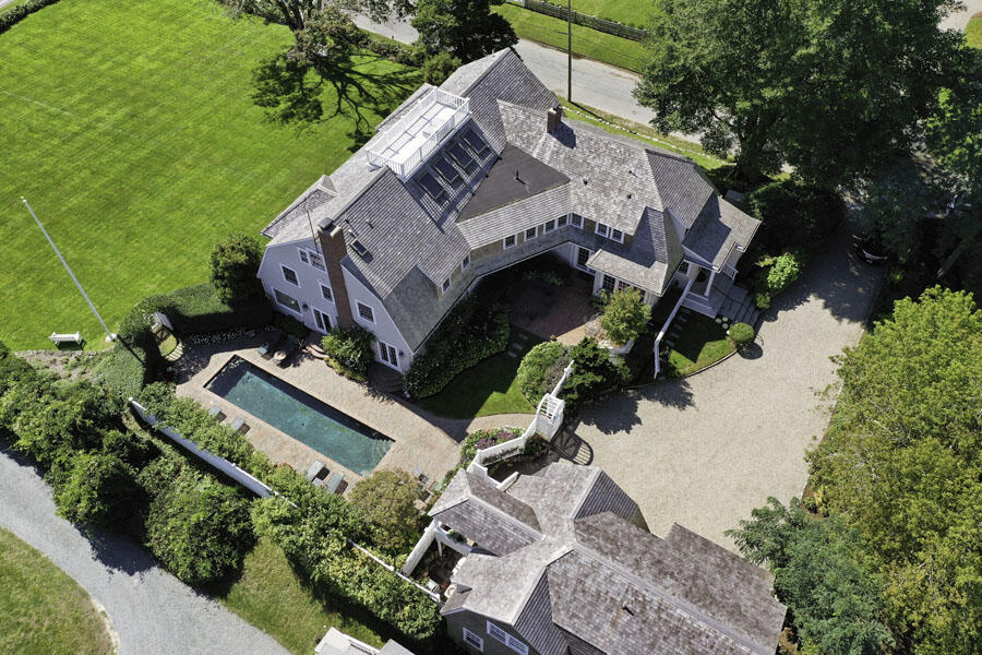 18 Mount Vernon Avenue Barnstable MA 02647